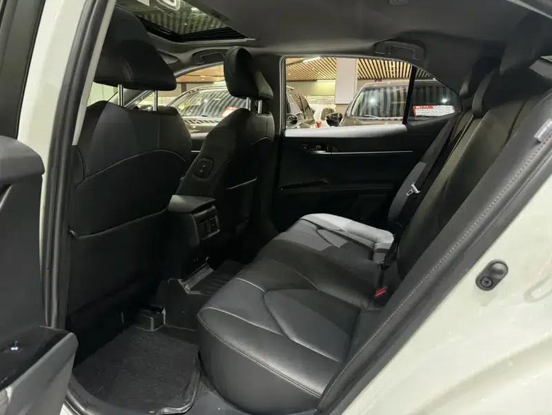 Camry 2019 Facelift 2.0G Luxury Edition — миниатюра 11