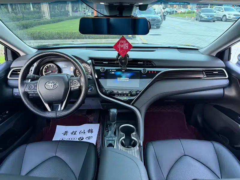 Camry 2019 Facelift 2.5G Luxury Edition — миниатюра 9
