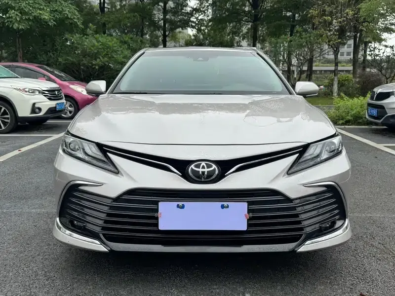 2023 Camry 2.0G Luxury Edition — миниатюра 2