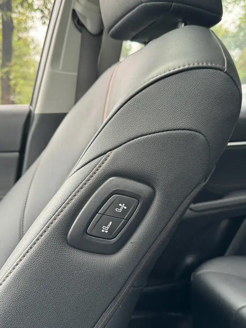 2023 Camry 2.0G Luxury Edition — миниатюра 9