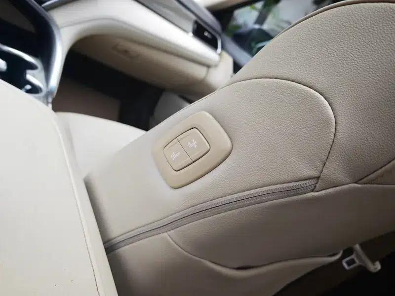 Camry 2019 2.5G Luxury Edition (China VI Emission Standard) — миниатюра 16