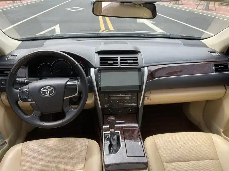 Camry 2016 2.0G 10th Anniversary Leading Edition — миниатюра 7