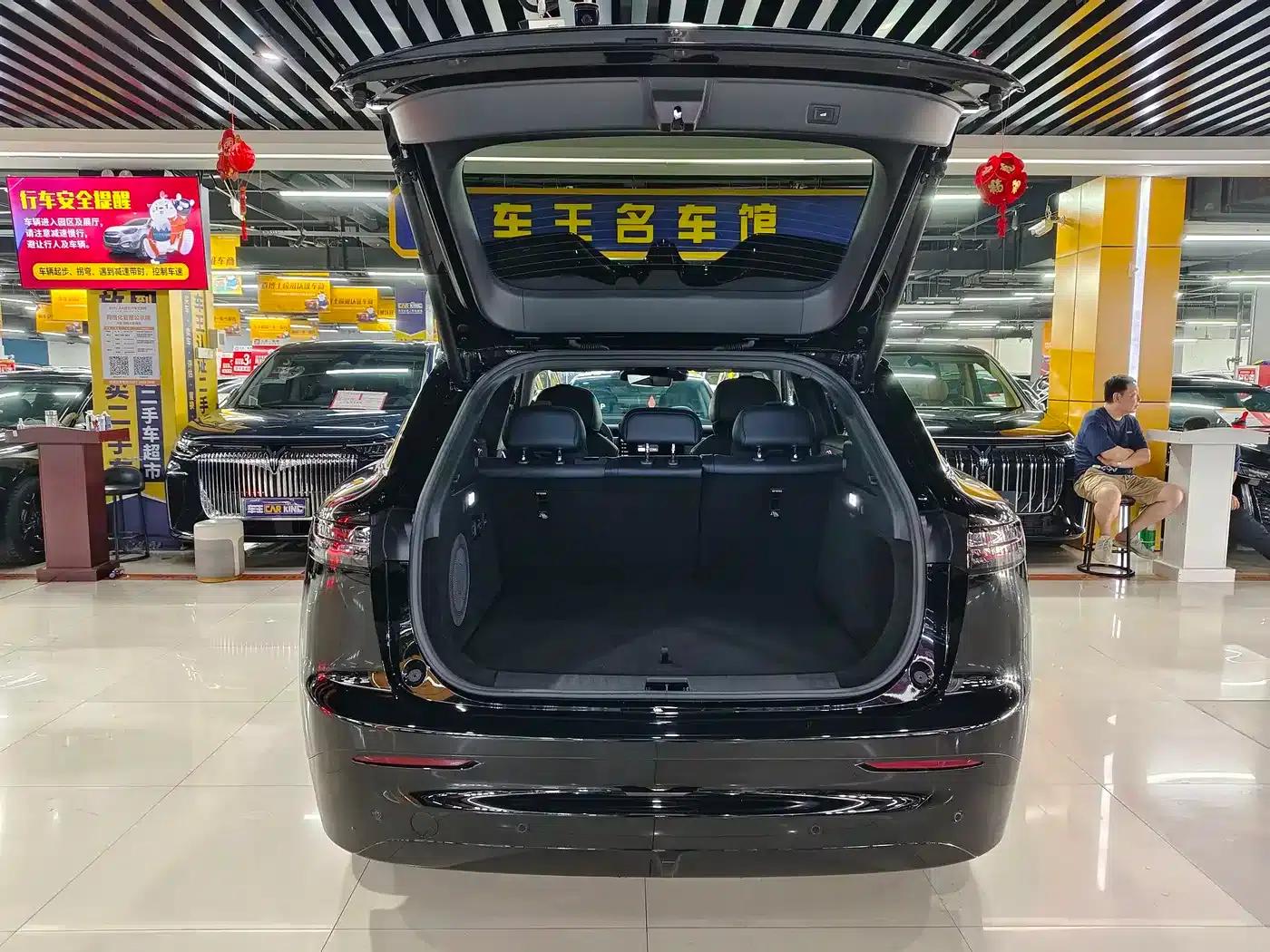 Voyah 2025 Four-Wheel Drive Qiankun Edition — миниатюра 15