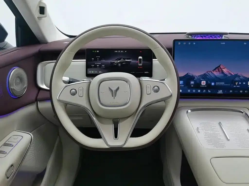 Voyah 2025 Four-Wheel Drive Qiankun Edition — миниатюра 11