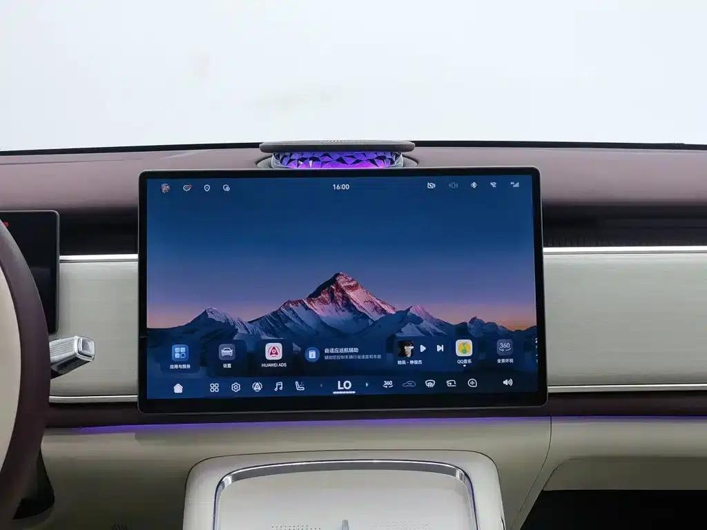 Voyah 2025 Four-Wheel Drive Qiankun Edition — миниатюра 12