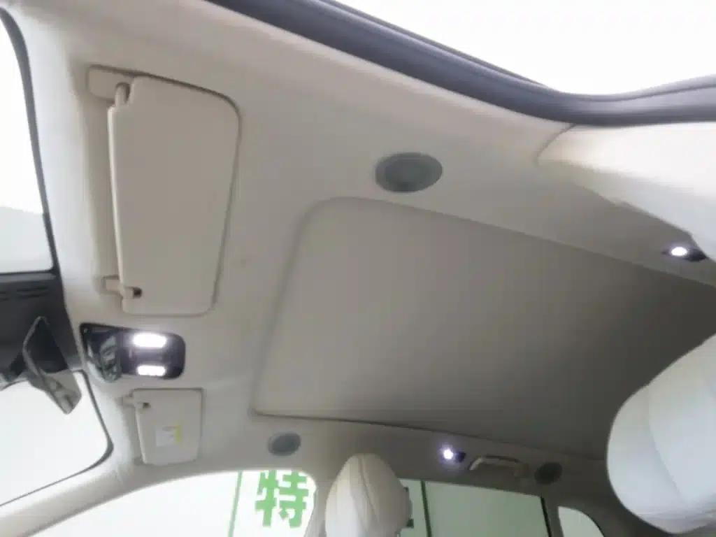 Voyah 2025 Four-Wheel Drive Qiankun Edition — миниатюра 14
