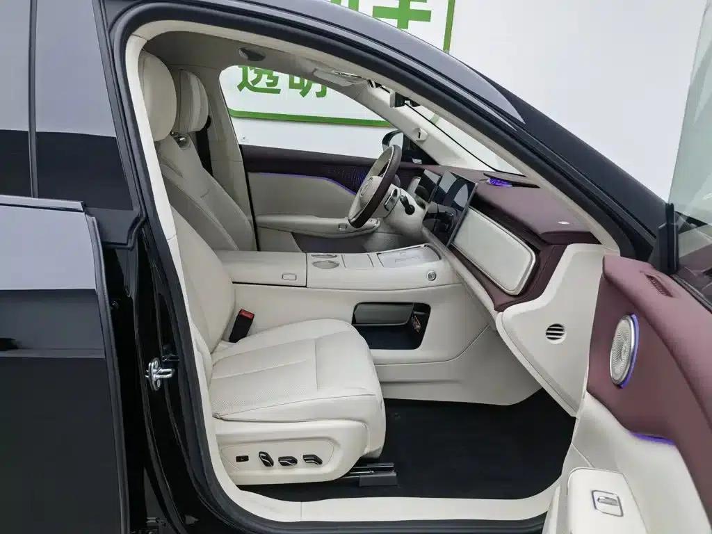 Voyah 2025 Four-Wheel Drive Qiankun Edition — миниатюра 23