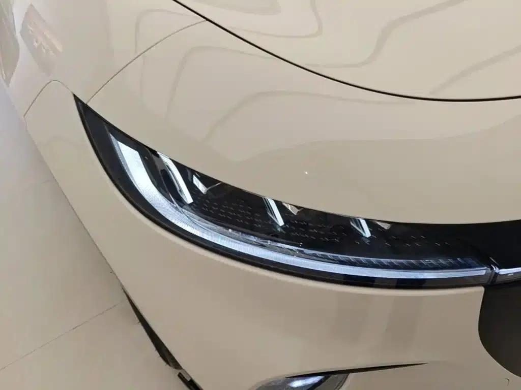 Voyah 2025 Four-Wheel Drive Qiankun Edition — миниатюра 13
