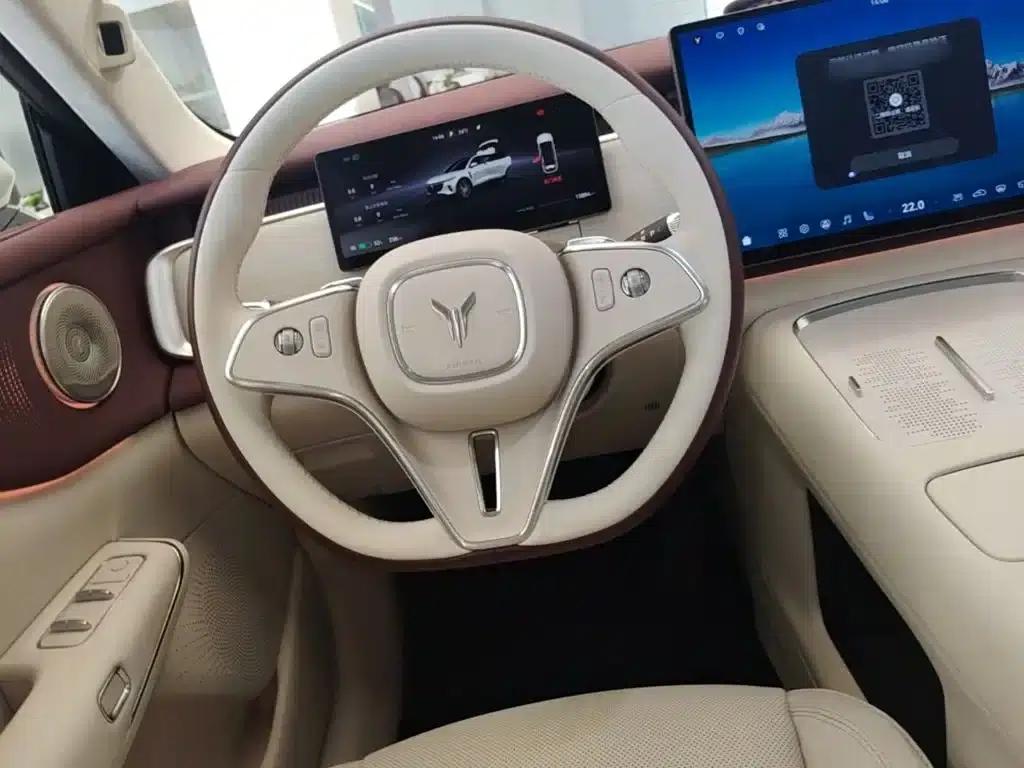 Voyah 2025 Four-Wheel Drive Qiankun Edition — миниатюра 17