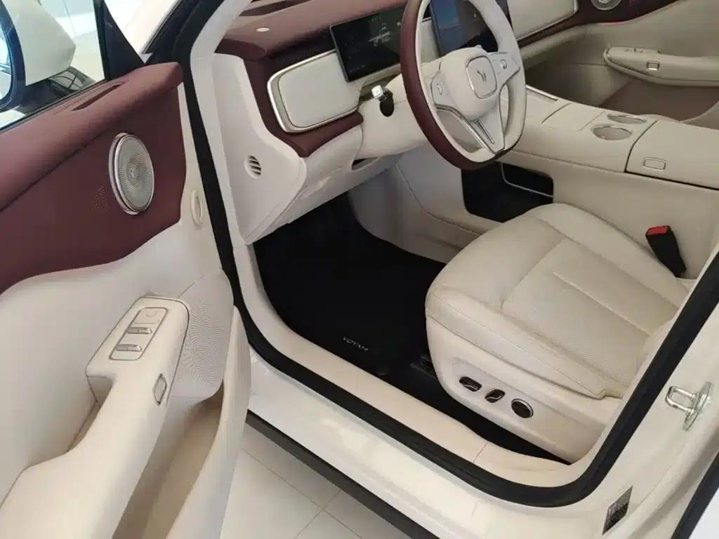 Voyah 2025 Four-Wheel Drive Qiankun Edition — миниатюра 23