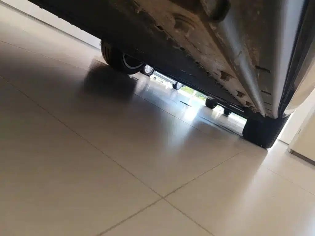 Voyah 2025 Four-Wheel Drive Qiankun Edition — миниатюра 8