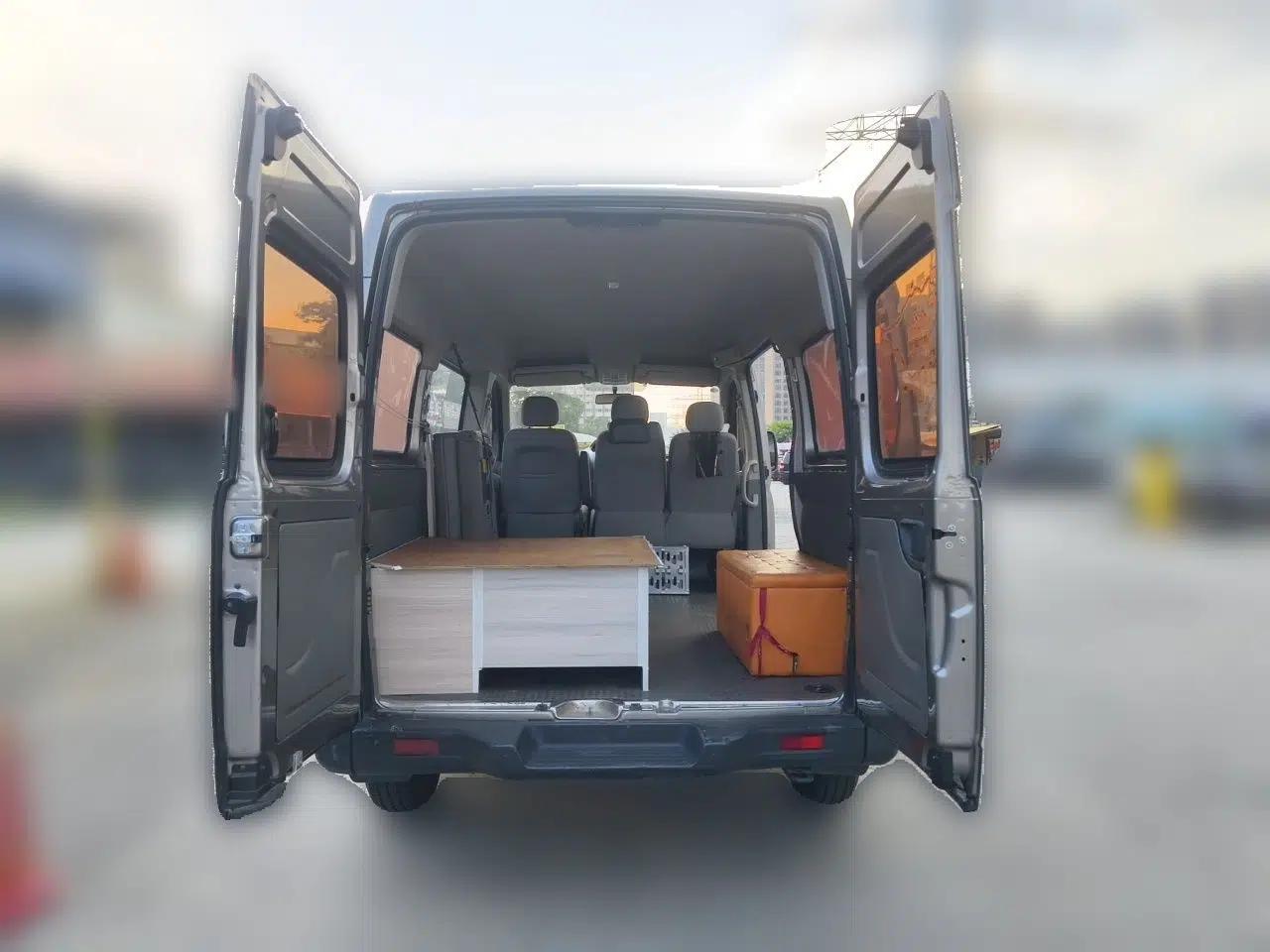 SAIC MAXUS Xintu V80 2017 2.5T AMT Aoyuntong National V Short Wheelbase Mid-Roof 5/6/10-Seater — миниатюра 19