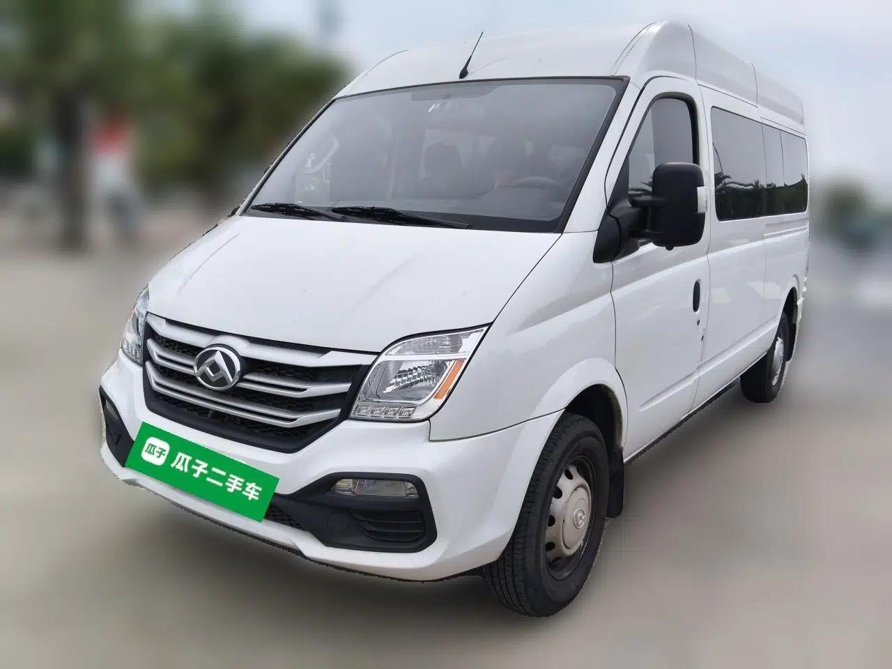 SAIC MAXUS Xintu V80 2025 Datong V80 2.0 Manual Diesel (7-Seater) — миниатюра 1