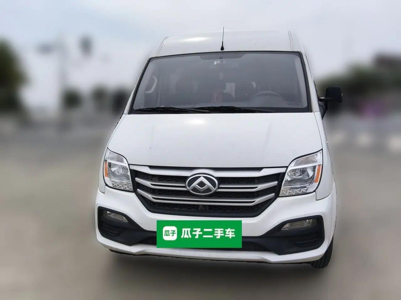 SAIC MAXUS Xintu V80 2025 Datong V80 2.0 Manual Diesel (7-Seater) — миниатюра 2