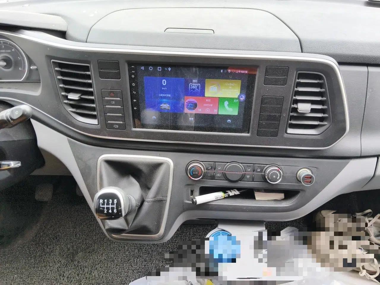 SAIC MAXUS Xintu V80 2025 Datong V80 2.0 Manual Diesel (7-Seater) — миниатюра 13
