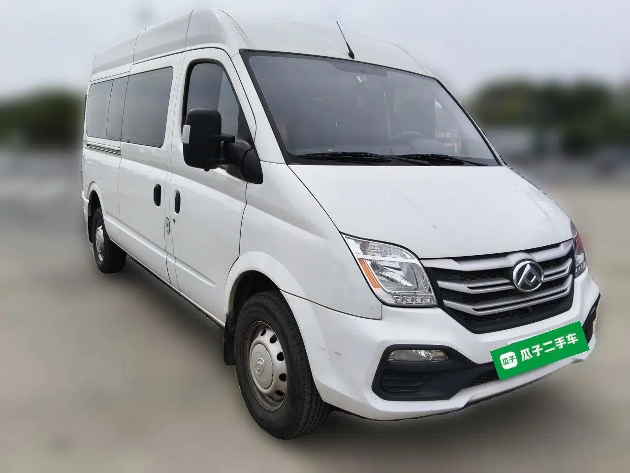 SAIC MAXUS Xintu V80 2025 Datong V80 2.0 Manual Diesel (7-Seater) — миниатюра 3