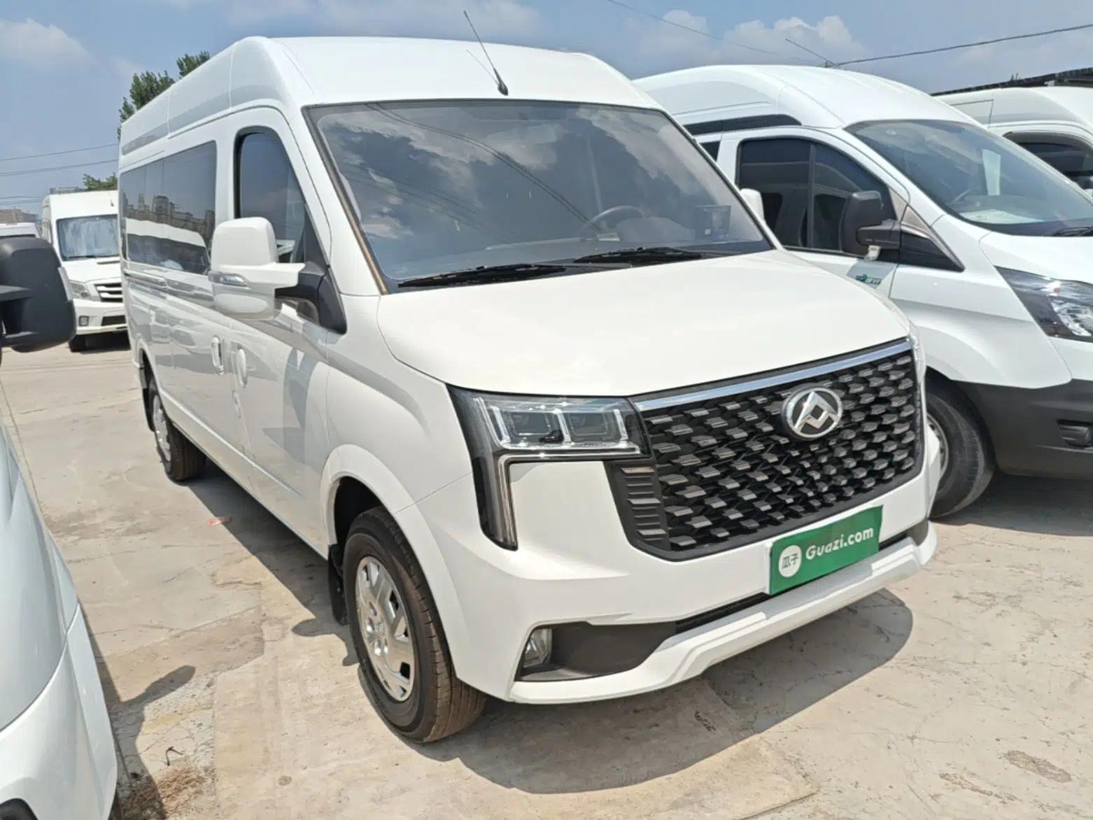 SAIC MAXUS Xintu V80 2025 PRO Aoyuntong 2.0T Automatic Long-Wheelbase Mid-Roof Model with 6/7/8/9 Seats — миниатюра 3
