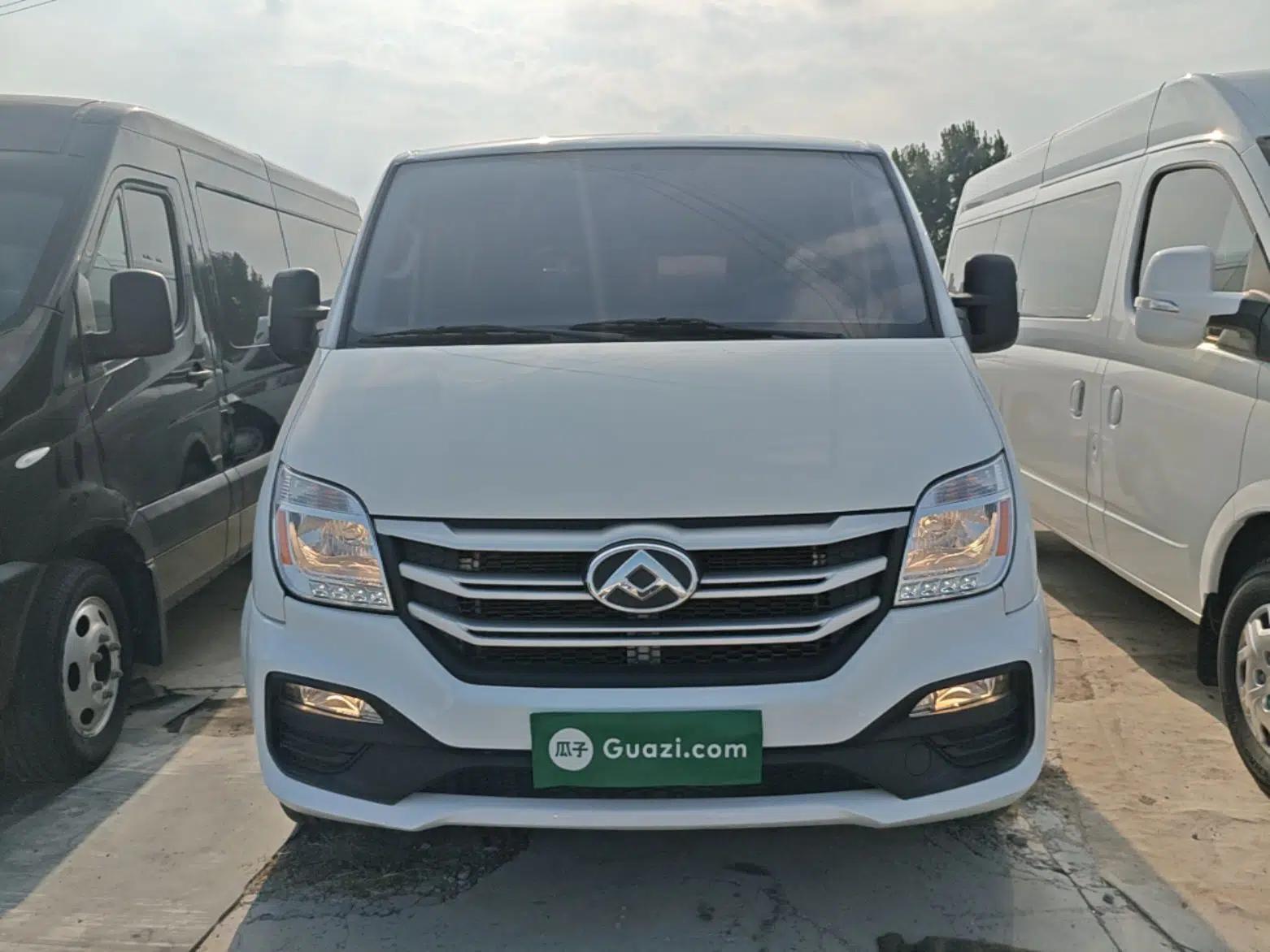 SAIC MAXUS Xintu V80 2024 Aotuntong Value Edition 6MT Short Wheelbase Ultra-Low Roof 127 Ps 5/6 Seats — миниатюра 2