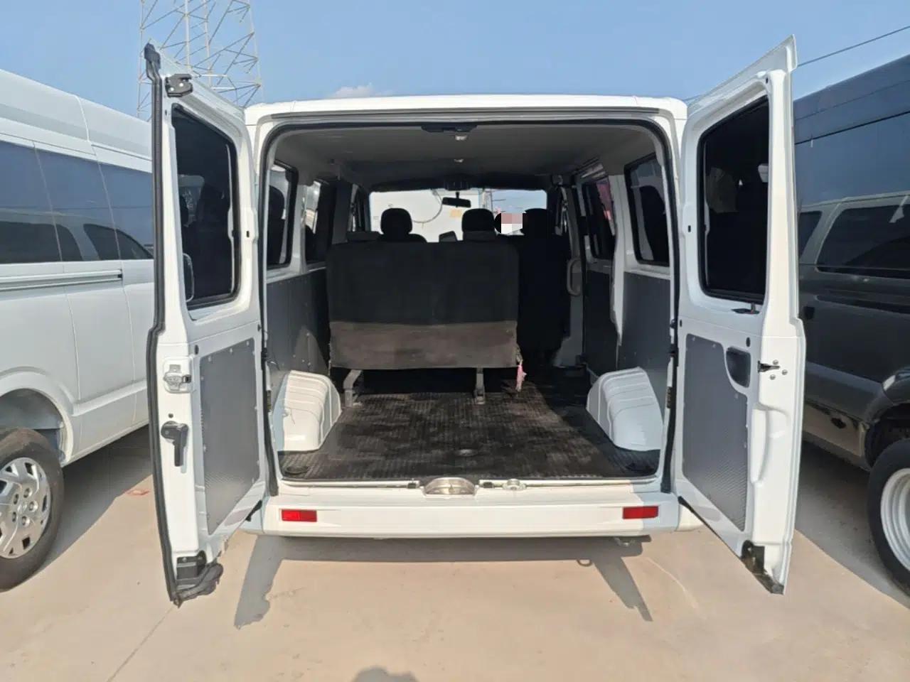 SAIC MAXUS Xintu V80 2024 Aotuntong Value Edition 6MT Short Wheelbase Ultra-Low Roof 127 Ps 5/6 Seats — миниатюра 27
