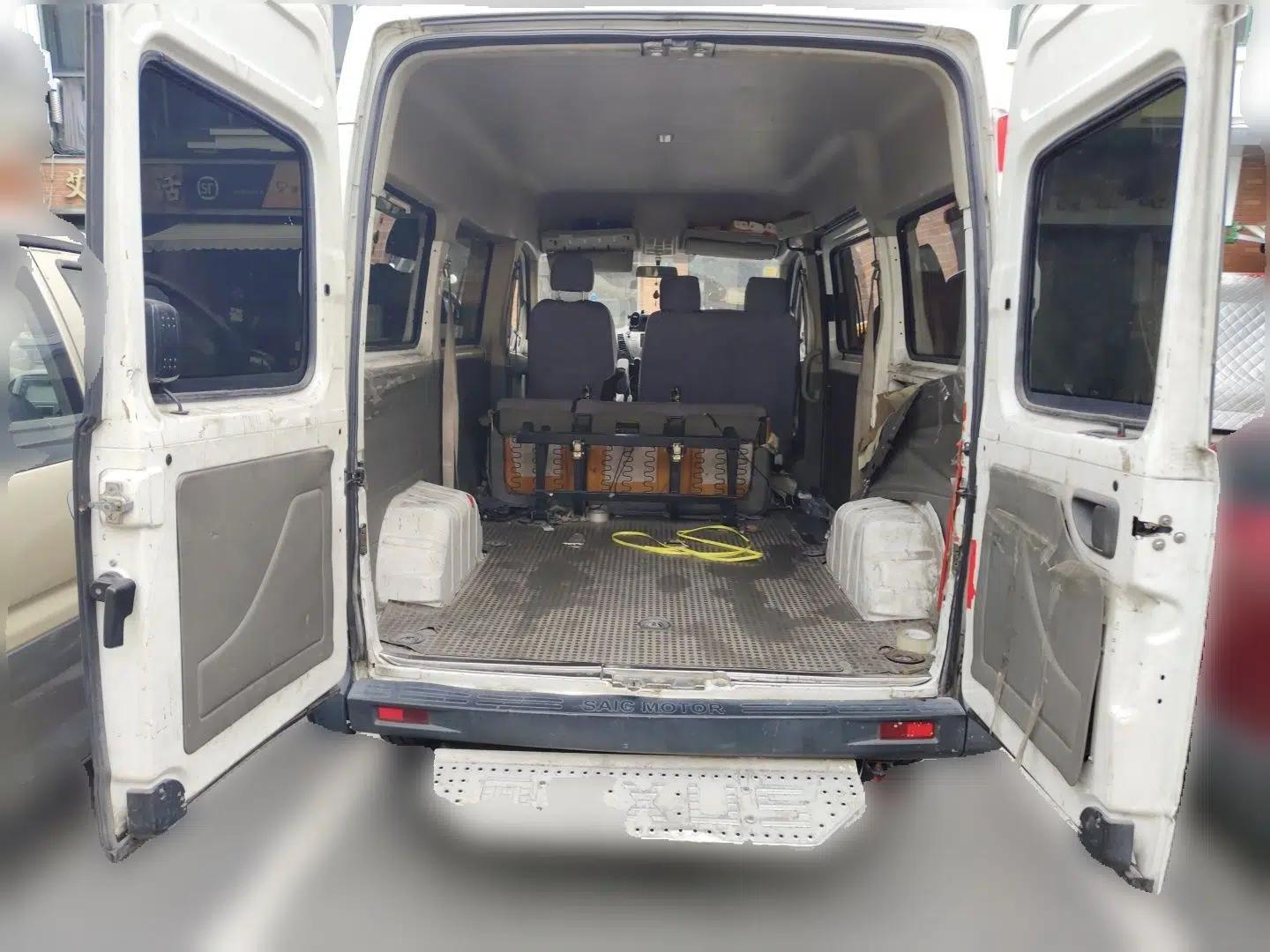 SAIC MAXUS Xintu V80 2012 2.5T Mid-Roof Value-Added Logistics Version D — миниатюра 19