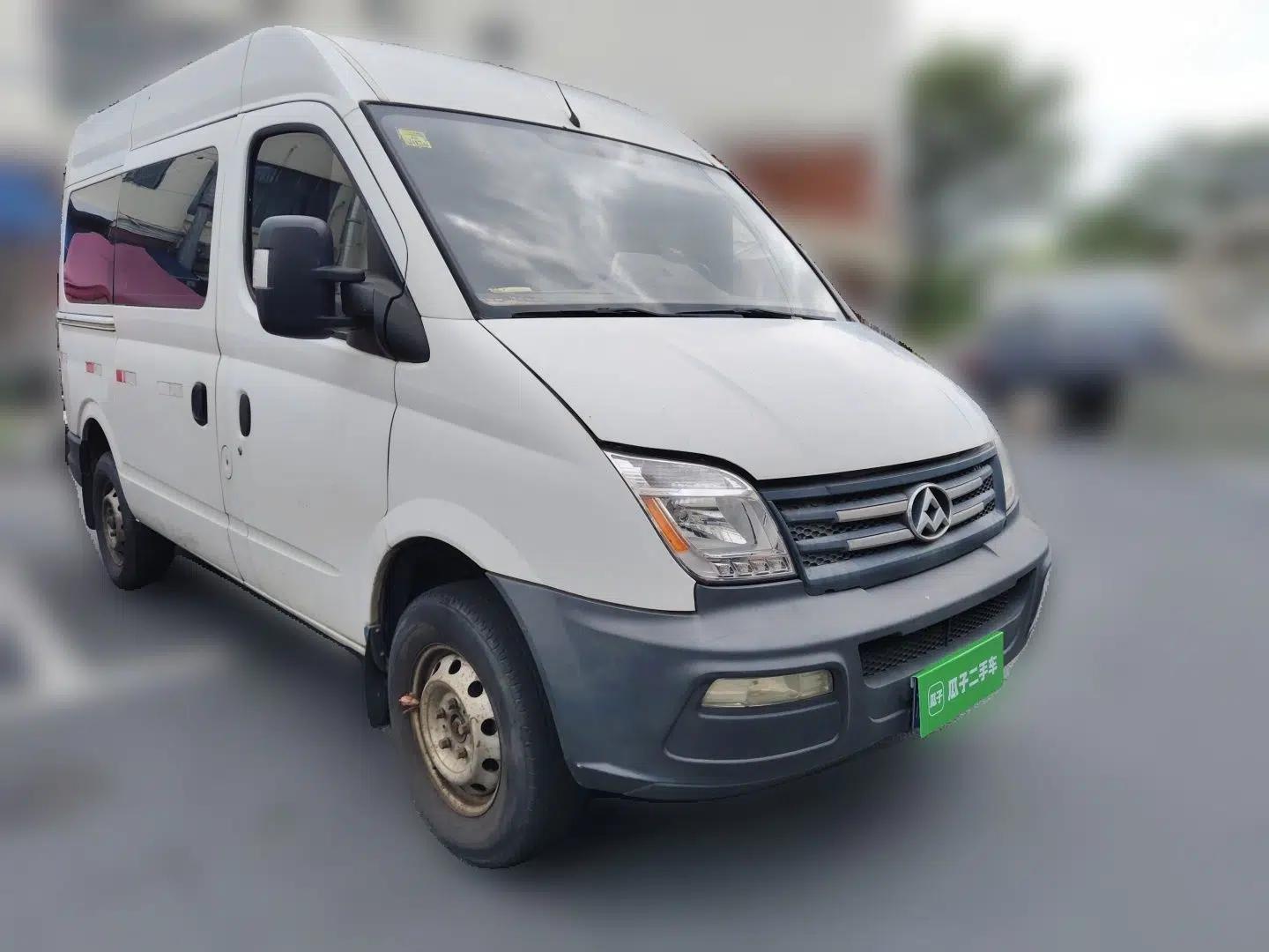 SAIC MAXUS Xintu V80 2012 2.5T Mid-Roof Value-Added Logistics Version D — миниатюра 3
