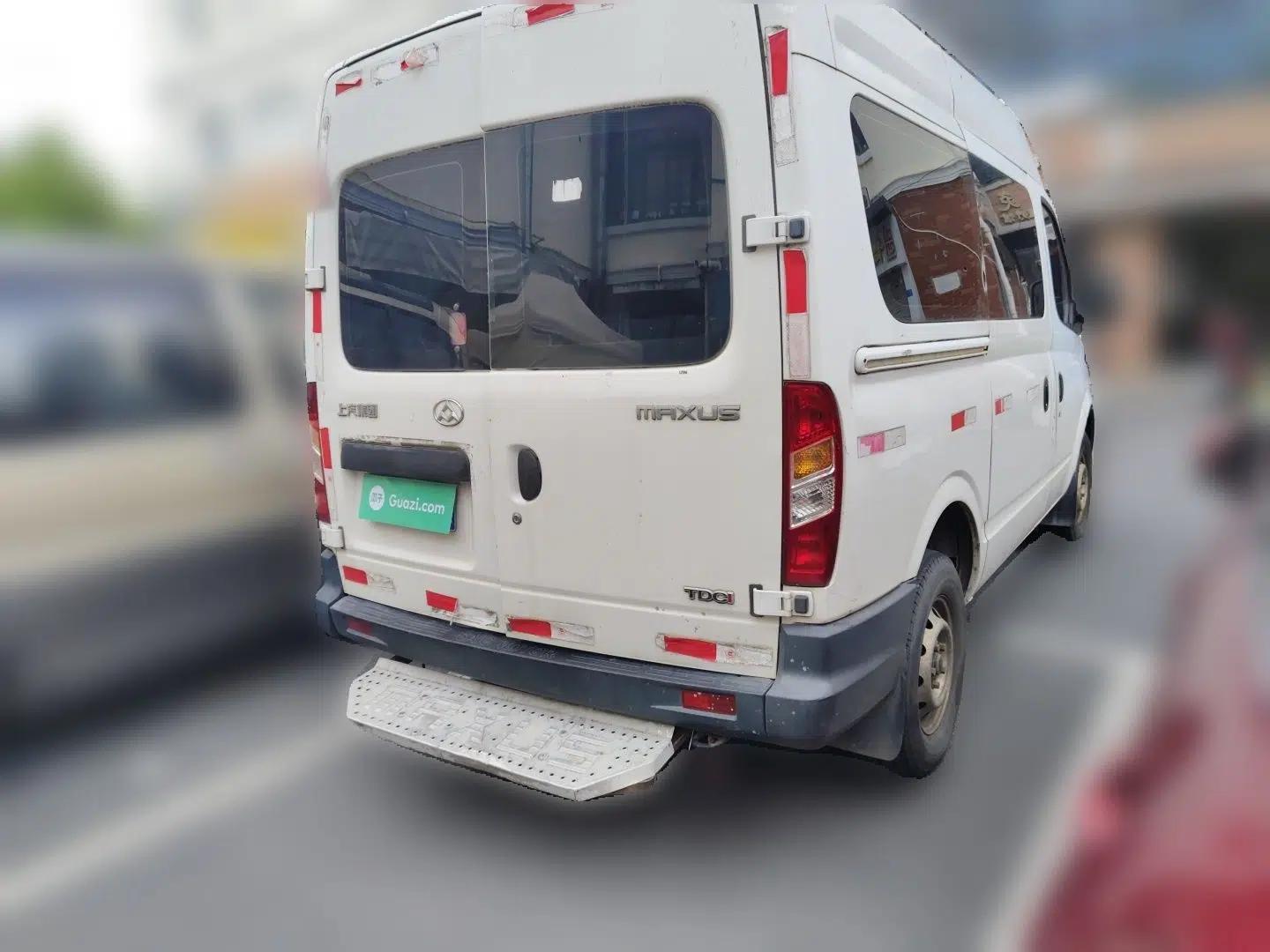 SAIC MAXUS Xintu V80 2012 2.5T Mid-Roof Value-Added Logistics Version D — миниатюра 6