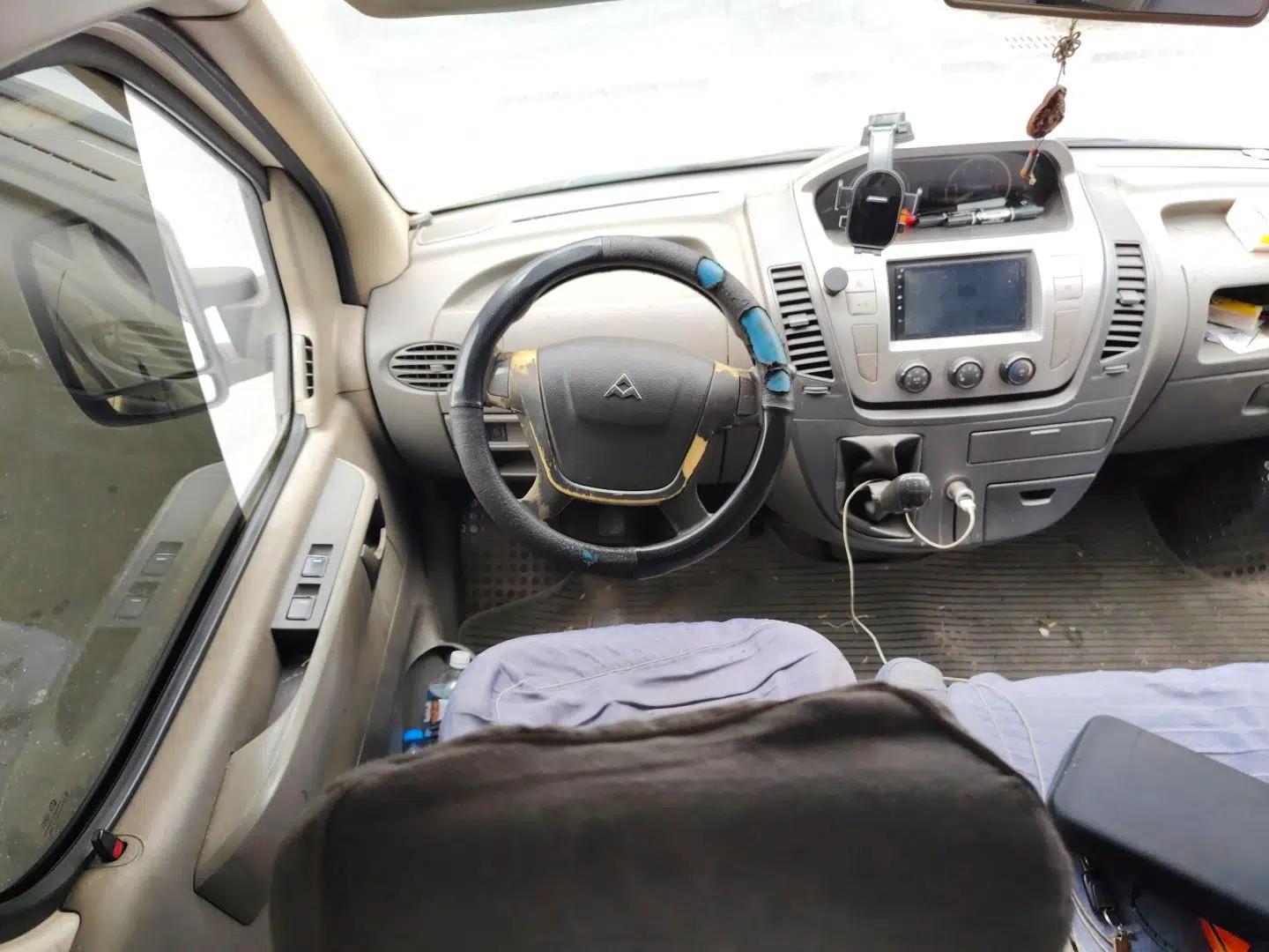 SAIC MAXUS Xintu V80 2012 2.5T Mid-Roof Value-Added Logistics Version D — миниатюра 10