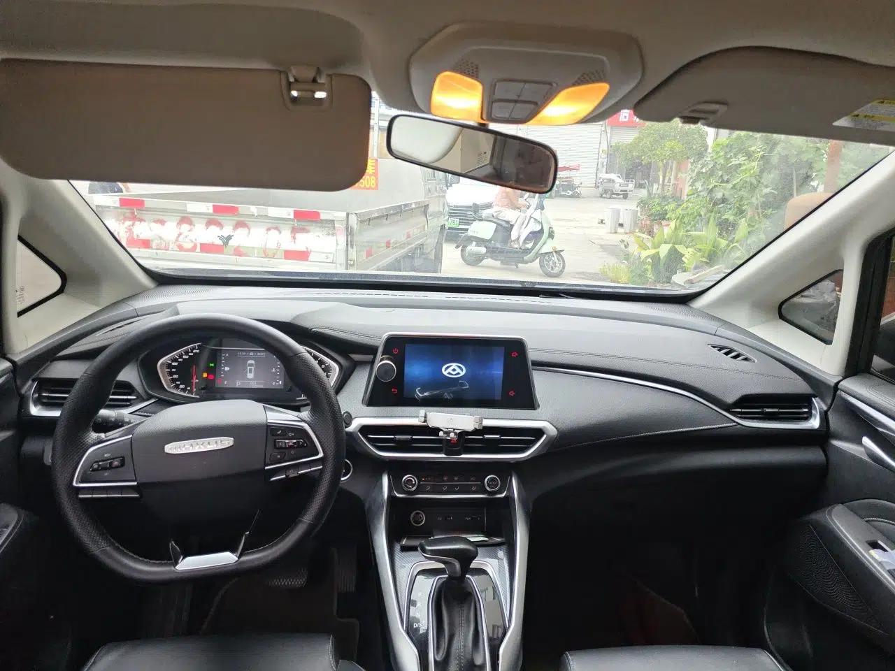 SAIC MAXUS G50 2019 1.5T First Edition Automatic Luxury Version 6 Seats — миниатюра 18