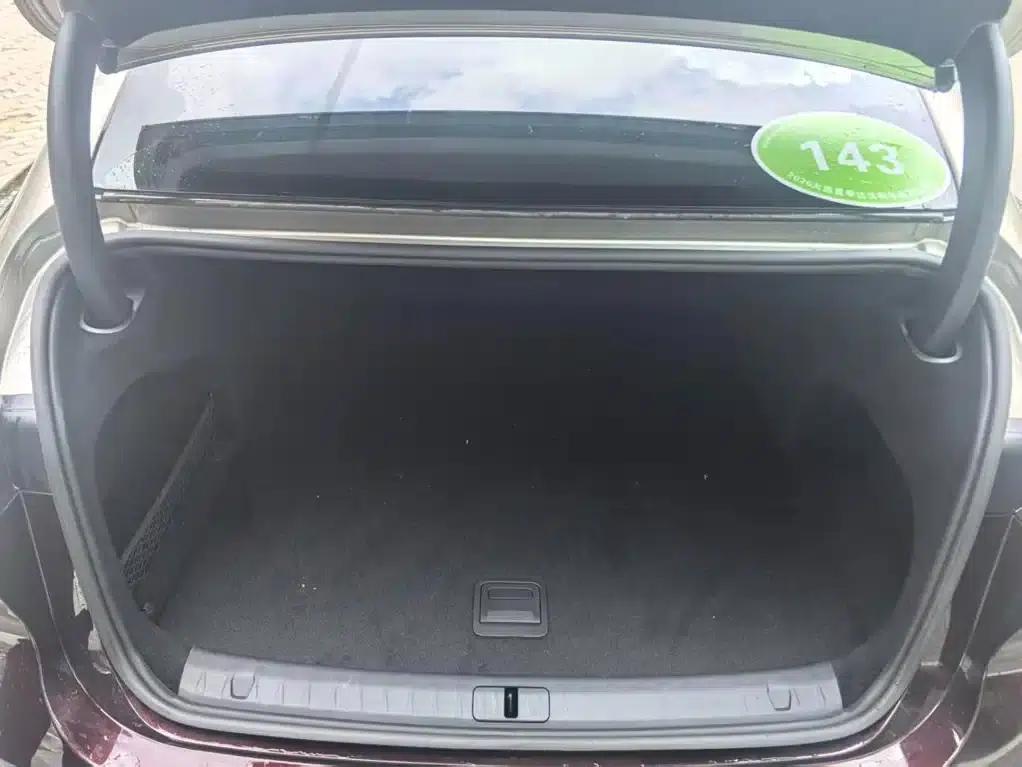 Voyah Chase Light L 2026 All-Wheel Drive Ultra — миниатюра 15
