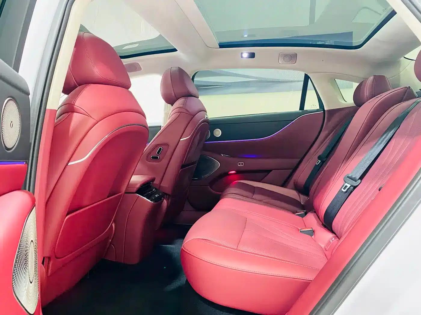 Voyah Chase Light L 2026 All-Wheel Drive Ultra — миниатюра 9