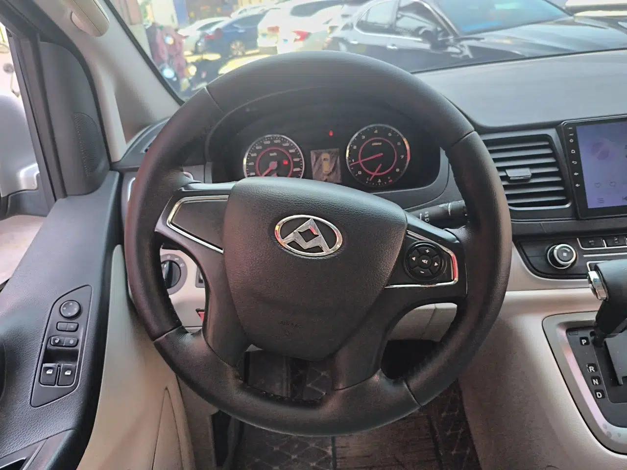 SAIC MAXUS G10 2014 2.0T Automatic Elite Edition — миниатюра 10