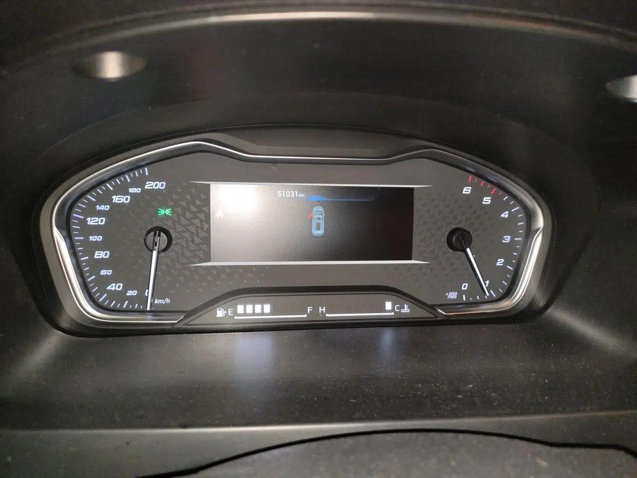 SAIC MAXUS G20 2023 Facelifted ES 2.0T Diesel Manual - Exceptional Value Edition — миниатюра 11