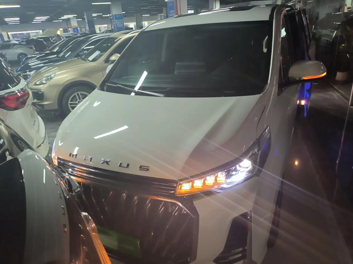 SAIC MAXUS G20 2023 PLUS 2.0T Gasoline Automatic Luxury Edition — миниатюра 2