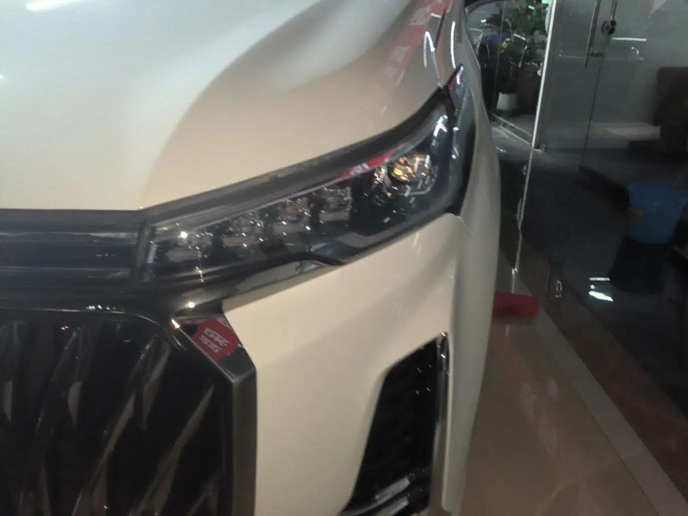 SAIC MAXUS G20 2023 PLUS 2.0T Gasoline Automatic Luxury Edition — миниатюра 8