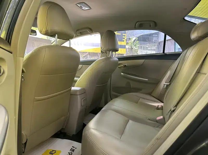 2011 Corolla 1.6L Automatic GL — миниатюра 10