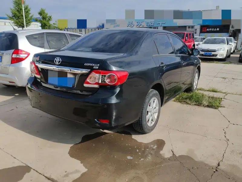 2013 Toyota Corolla Special Edition 1.6L Automatic GL — миниатюра 6