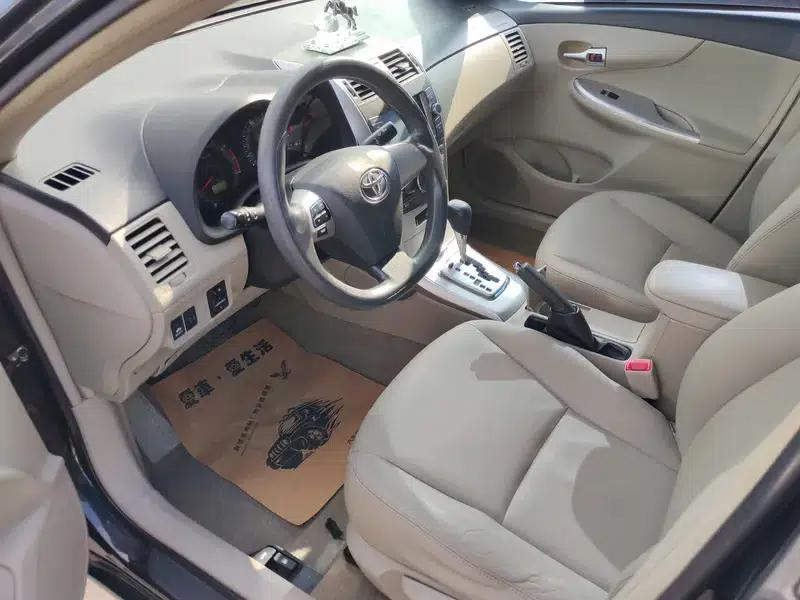 2013 Toyota Corolla Special Edition 1.6L Automatic GL — миниатюра 8