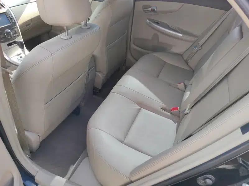 2013 Toyota Corolla Special Edition 1.6L Automatic GL — миниатюра 9