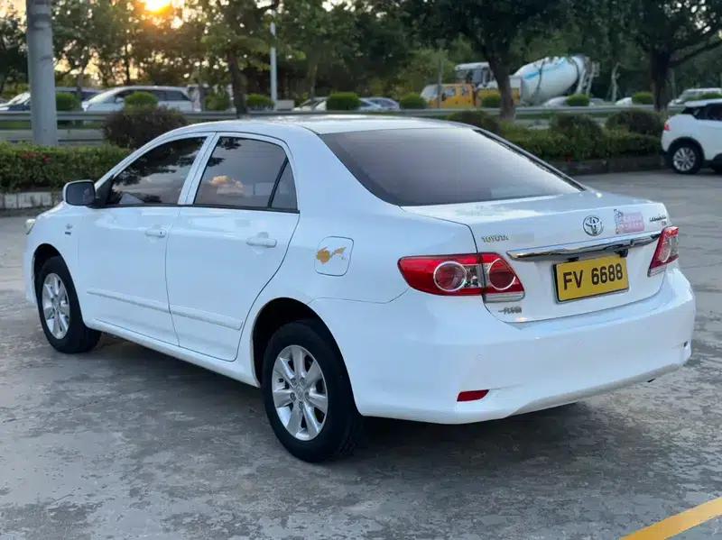 2011 Corolla 1.6L Automatic GL — миниатюра 4