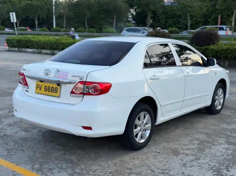 2011 Corolla 1.6L Automatic GL — миниатюра 6