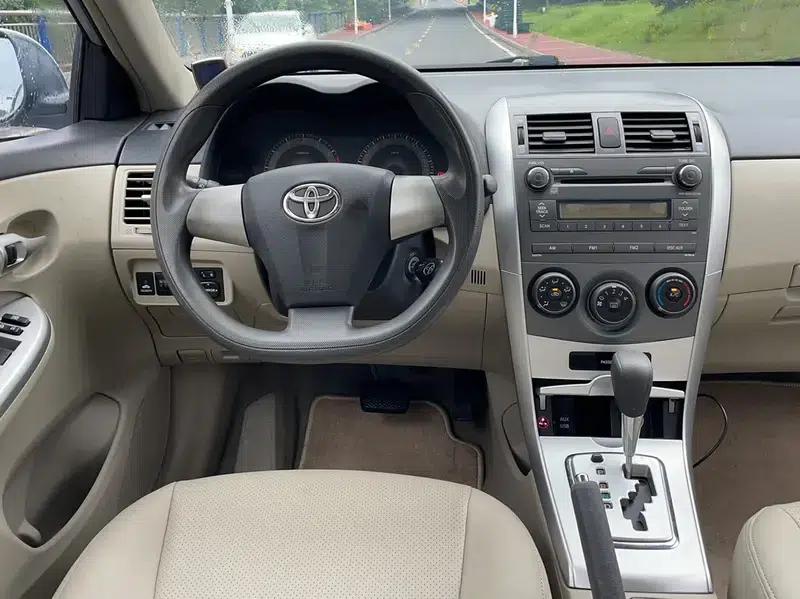 2011 Corolla 1.6L Automatic GL — миниатюра 17