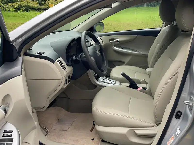 2011 Corolla 1.6L Automatic GL — миниатюра 19