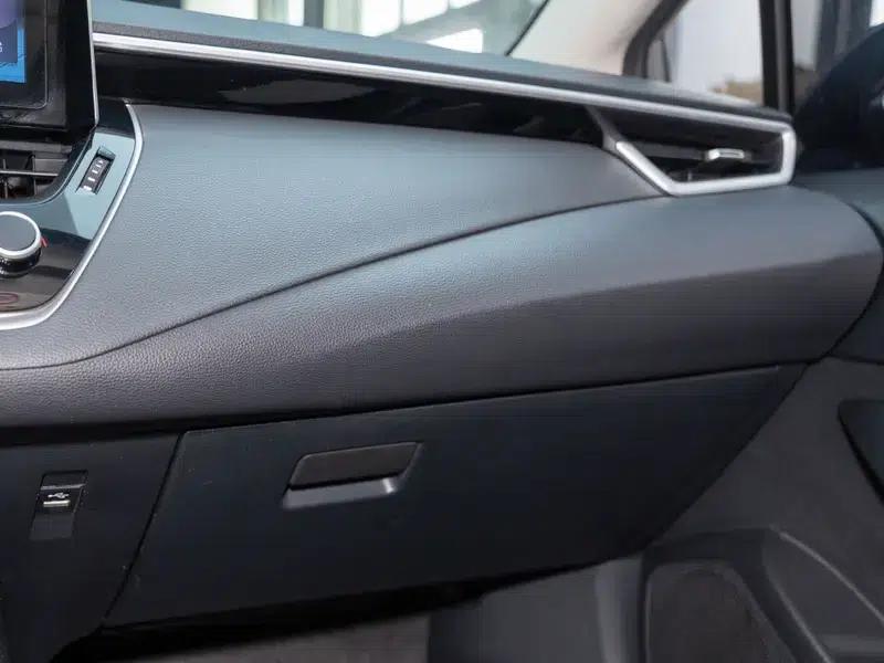 2023 Toyota Corolla 1.2T S-CVT Elite Edition — миниатюра 13