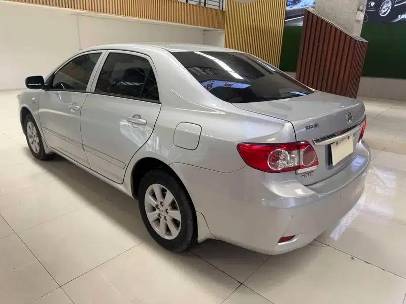 2013 Toyota Corolla Special Edition 1.6L Automatic GL — миниатюра 4