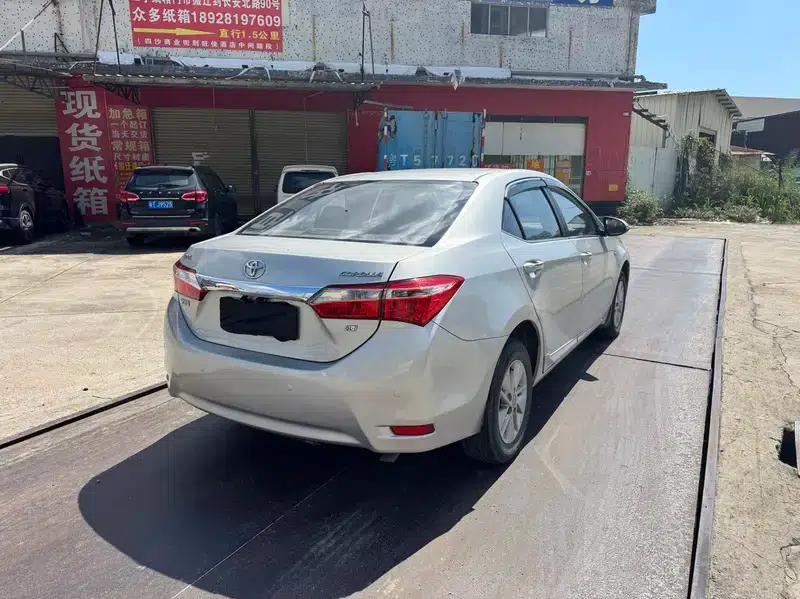 2014 Corolla 1.6L CVT GL-i — миниатюра 7