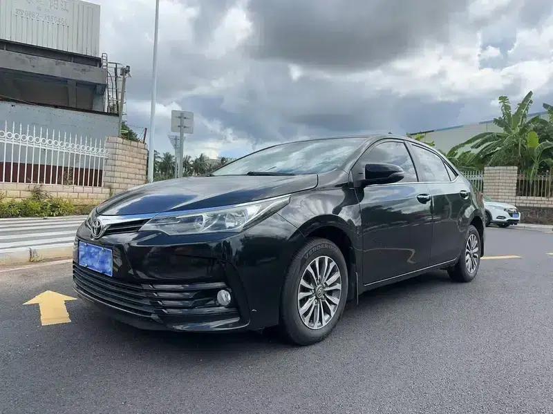2017 Toyota Corolla Facelift 1.2T S-CVT GL (National V Emission Standard) — миниатюра 1