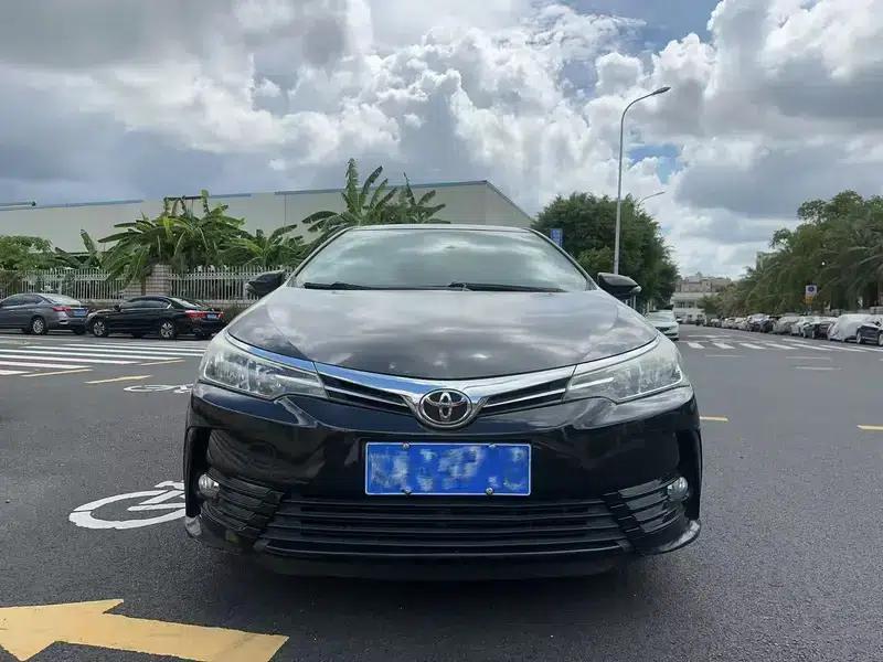 2017 Toyota Corolla Facelift 1.2T S-CVT GL (National V Emission Standard) — миниатюра 2