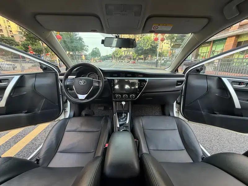 2017 Toyota Corolla Facelift 1.6L S-CVT GL (National V Emission Standard) — миниатюра 11