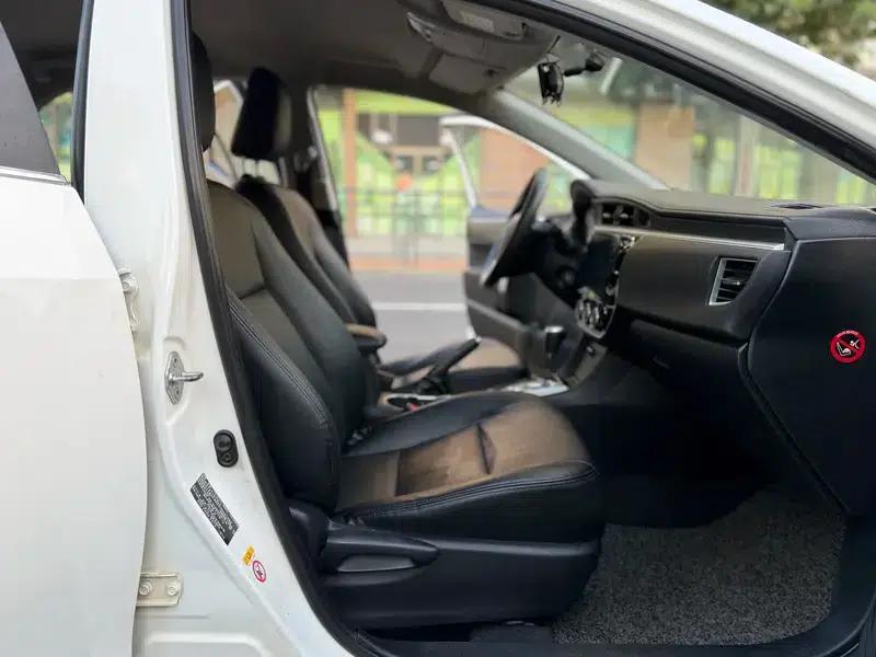 2017 Toyota Corolla Facelift 1.6L S-CVT GL (National V Emission Standard) — миниатюра 15
