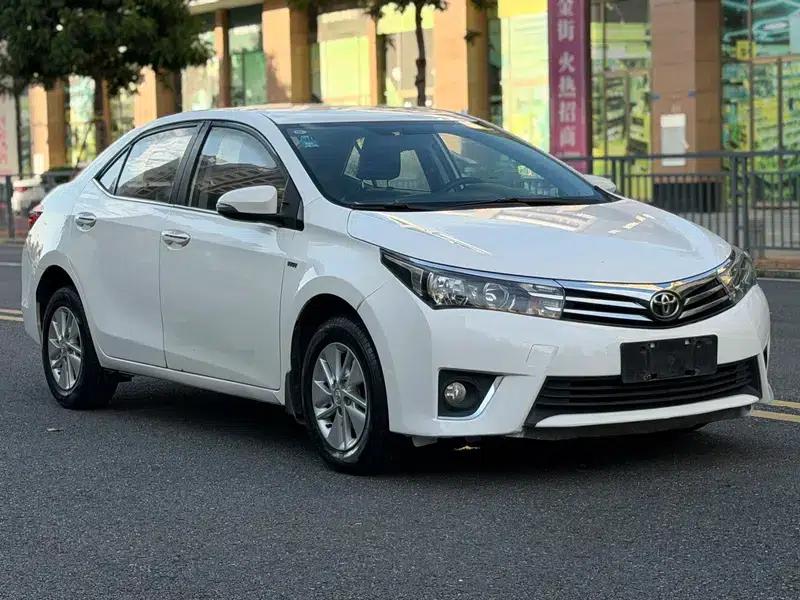 2017 Toyota Corolla Facelift 1.6L S-CVT GL (National V Emission Standard) — миниатюра 3
